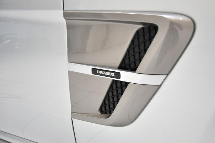  Mercedes-Benz SL-Class by Brabus 2012 года  (фото 27 из 46)